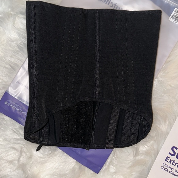 Snatched stage 4 extreme Waist Cincher with Corset style shaping - Picture 9 of 10